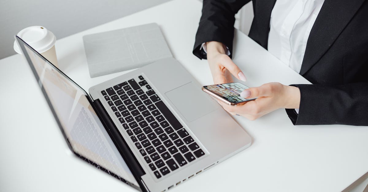 discover the power of saas (software as a service) solutions to enhance your business efficiency. explore innovative tools, scalability, and seamless integration to elevate your operations and drive growth in the digital age.